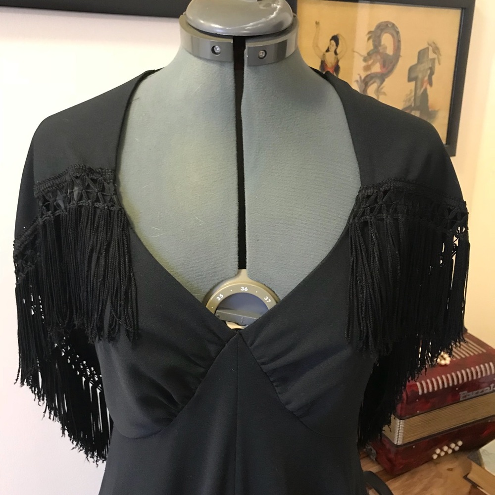 💔SOLD💔Vintage 70's gown with fringed cape - Picture 2 of 4